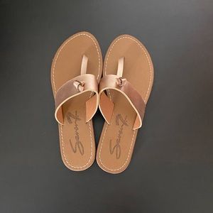 Seven7 rose gold sandal